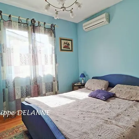 Vila De001 Maison T3 Climatisee Pour 4 Personnes *